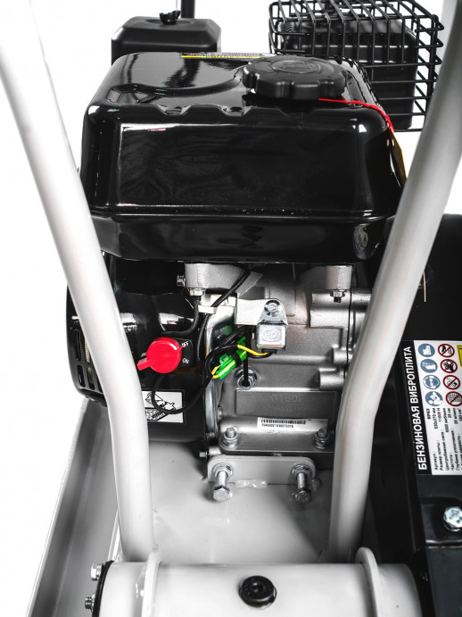 Виброплита Helmut RP63