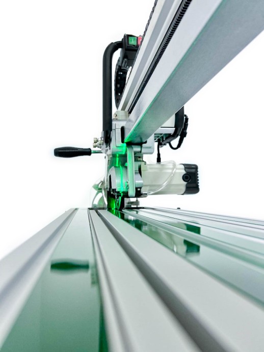 Плиткорез электрический Helmut FGL1200