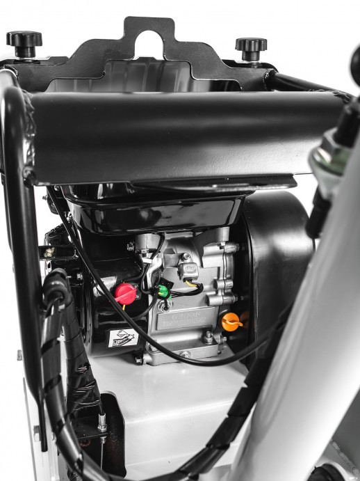 Виброплита Helmut RP120